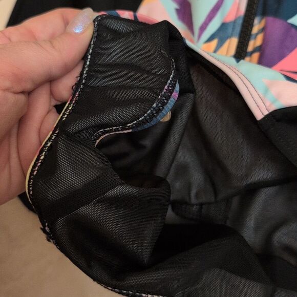 NWT Torrid Active Wireless Sleeveless Rashguard One Piece Swimsuit Size L - Picture 7 of 10